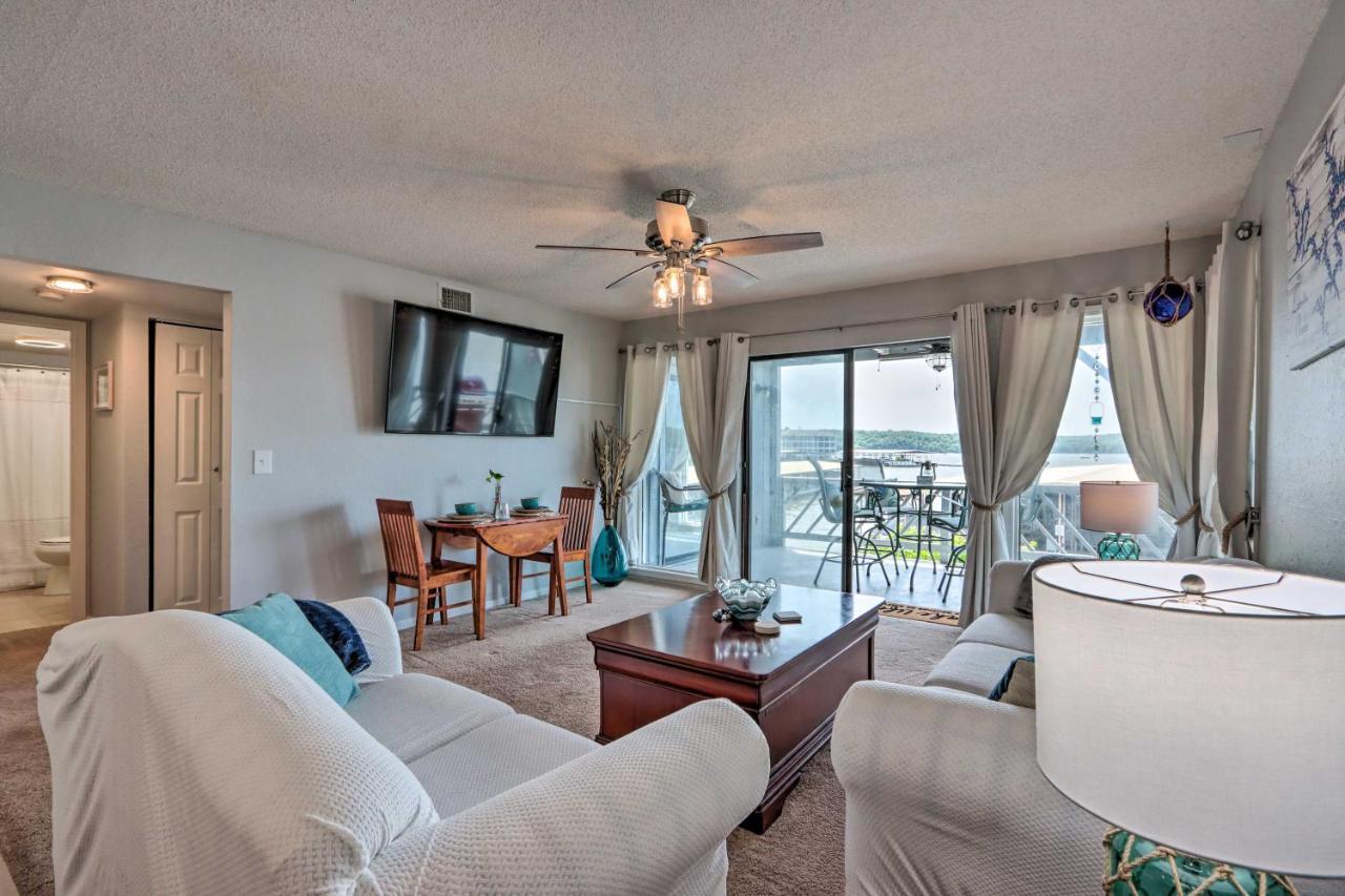 Osage Beach Condo With Pool Access And Lake Views エクステリア 写真