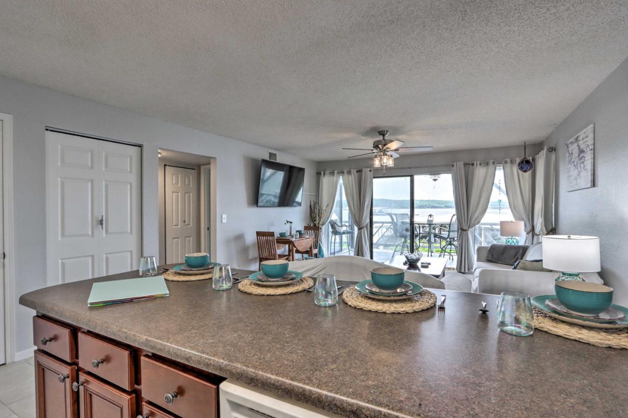 Osage Beach Condo With Pool Access And Lake Views エクステリア 写真