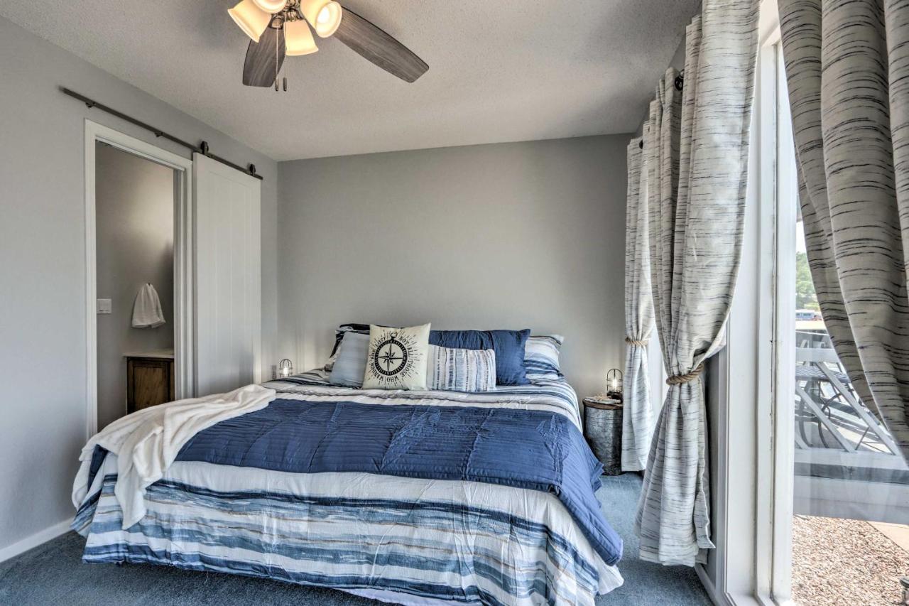 Osage Beach Condo With Pool Access And Lake Views エクステリア 写真